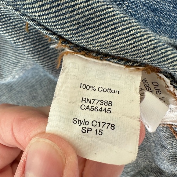 Madewell Distressed Denim Jacket Large Pre-Loved - Picture 10 of 13